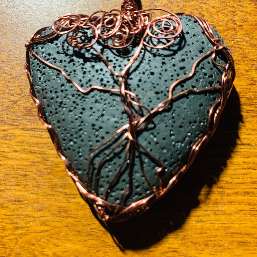PENDANT - Picture 2 of 4